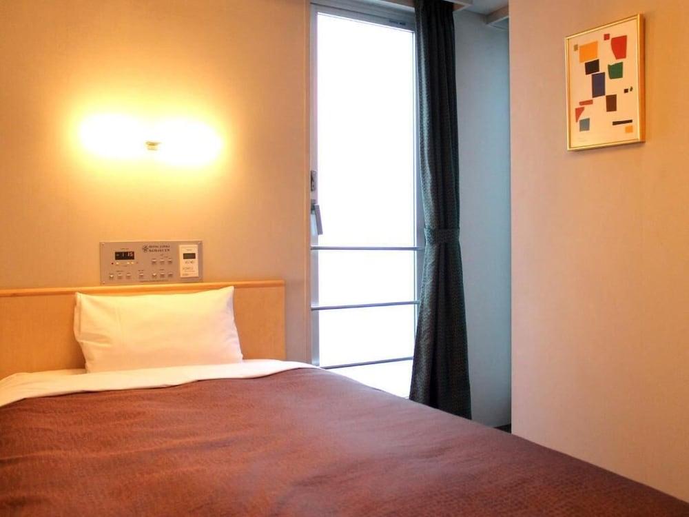 Hotel Livemax Budget Korakuen Токио Экстерьер фото